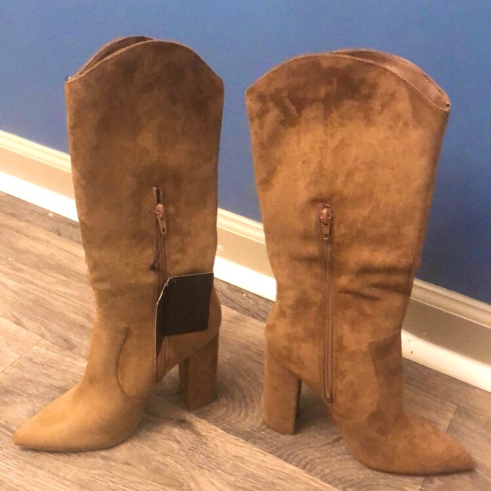 *BRAND NEW* CHIC, Block-Heeled Camel Boots 😍